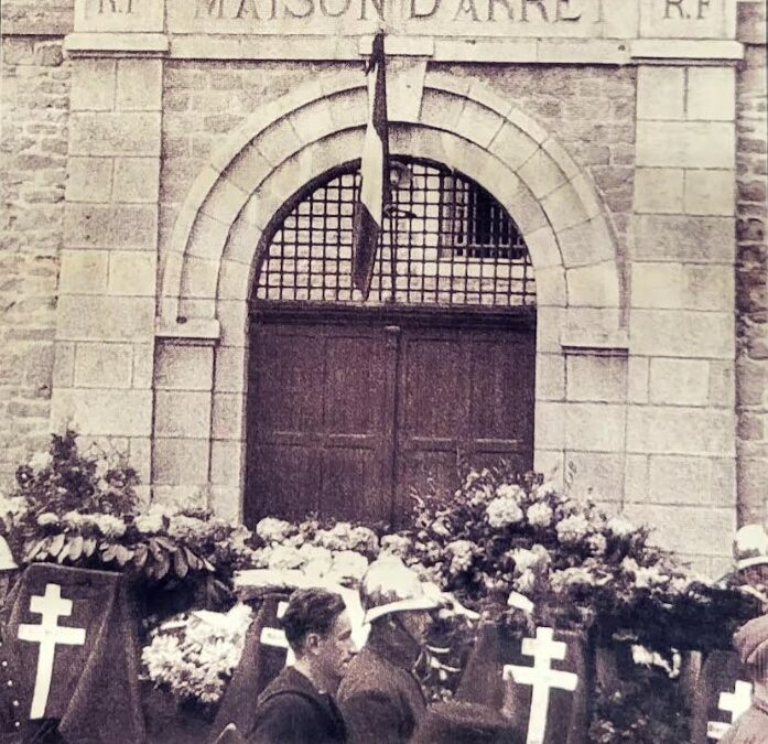 Des Héros mort pour la FRANCE